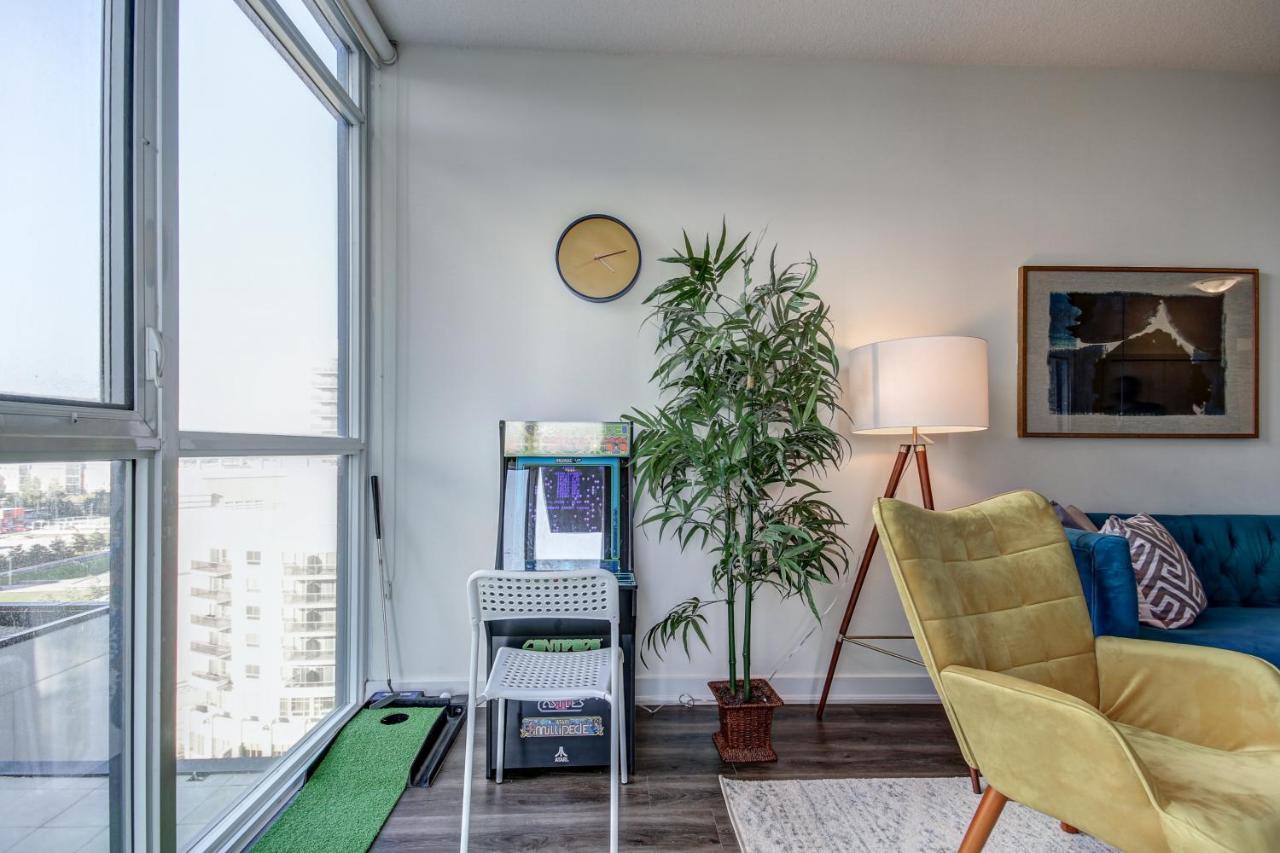 The Benetton Suite - Square One 1 Bedroom + Den + 1 Parking ميسيسوجا المظهر الخارجي الصورة